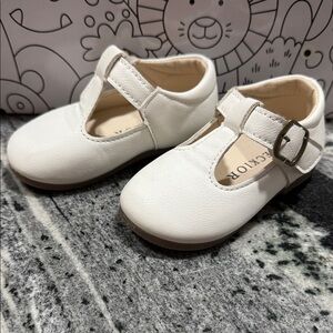 Chic White Kids Dress Shoes with Buckle